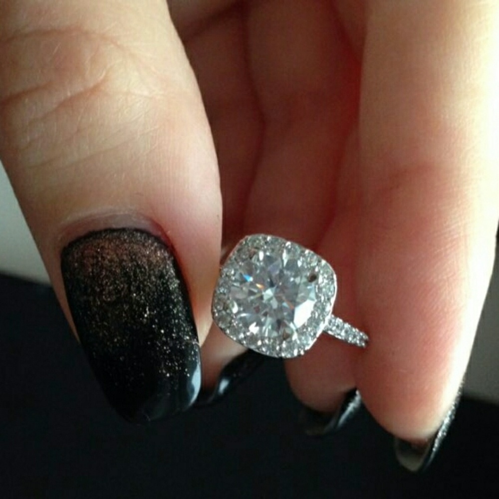 18k White Gold Diamond Cz Cushion Halo Ring